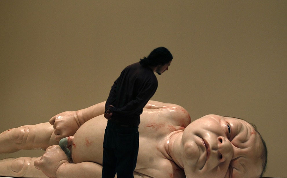  Mind Boggling Hyper realistic Sculptures by Ron Mueck