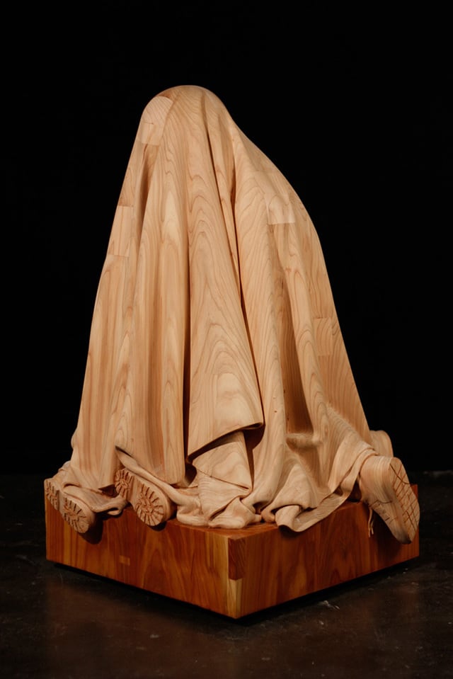 SCULPTURE-HYPER-REALISTIC-WOOD-WORKS-by-Dan-Webb-02