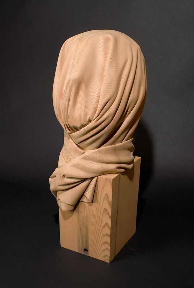 SCULPTURE-HYPER-REALISTIC-WOOD-WORKS-by-Dan-Webb-04