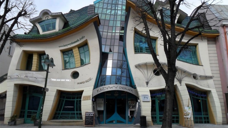 krzywy-domek-the-crooked-251