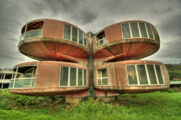 the UFO house