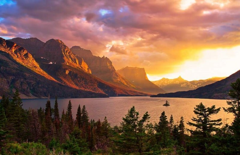 11-Glacier-lake.jpg