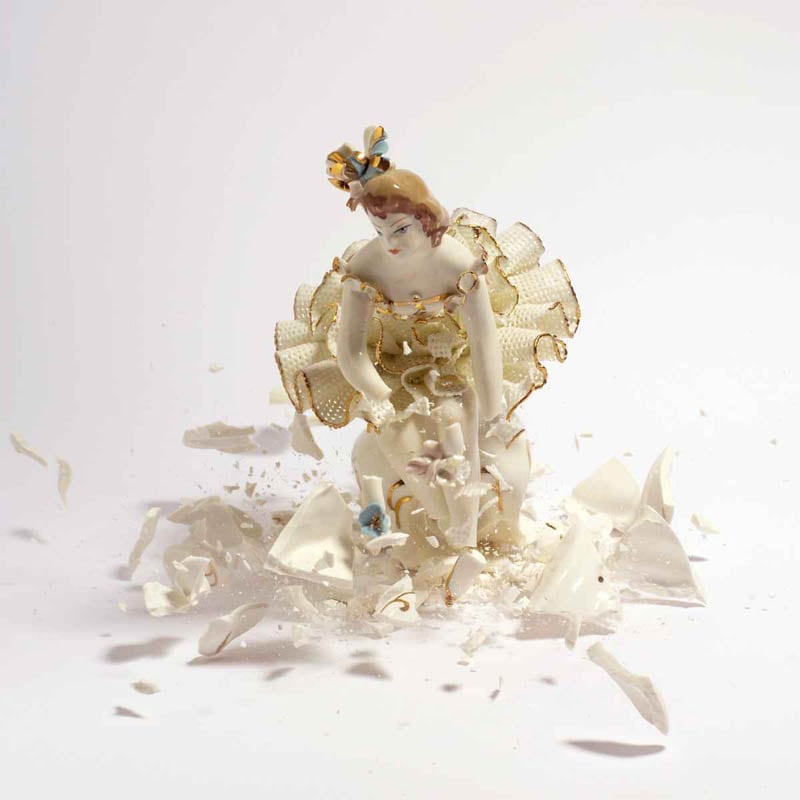 7106 Crashing Porcelain Action Figures by Martin Klimas