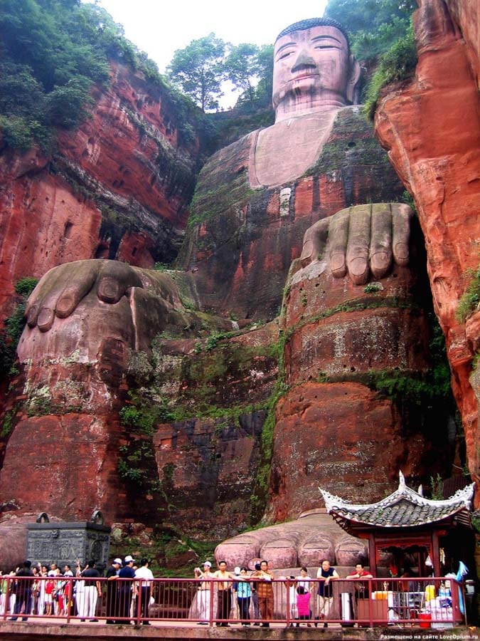 Buddha 7 Гигантский Будда в Лэшане