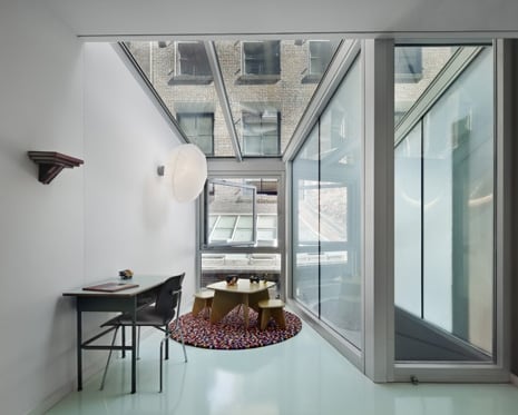 white street loft – трехуровневые апартаменты от workac