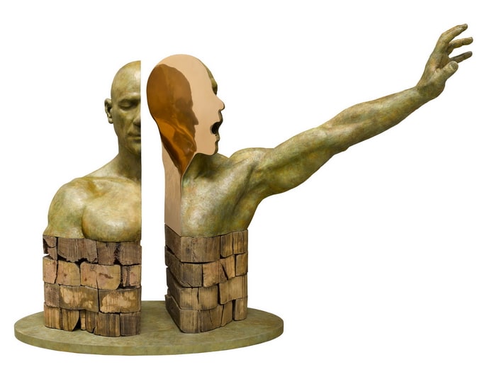 Sculptor Lorenzo Quinn FREEYORK