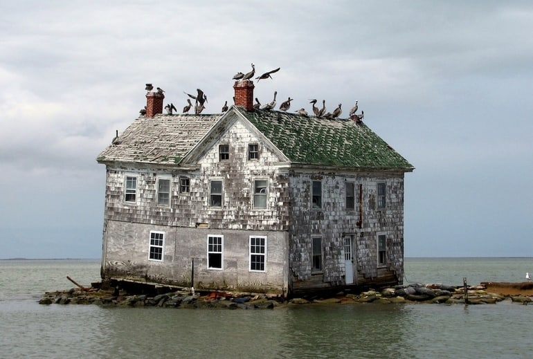 The 33 Most Beautiful Abandoned Places In The World top 33 most beautiful abandoned places in the world 7 The 33 Most Beautiful Abandoned Places In The World