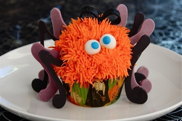 Spooky-Spider-Cupcakes-by-Buttercream-Blondie