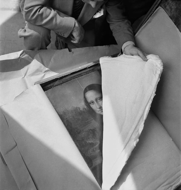 Da Vinci’s Mona Lisa is returned to the Louvre after WWII