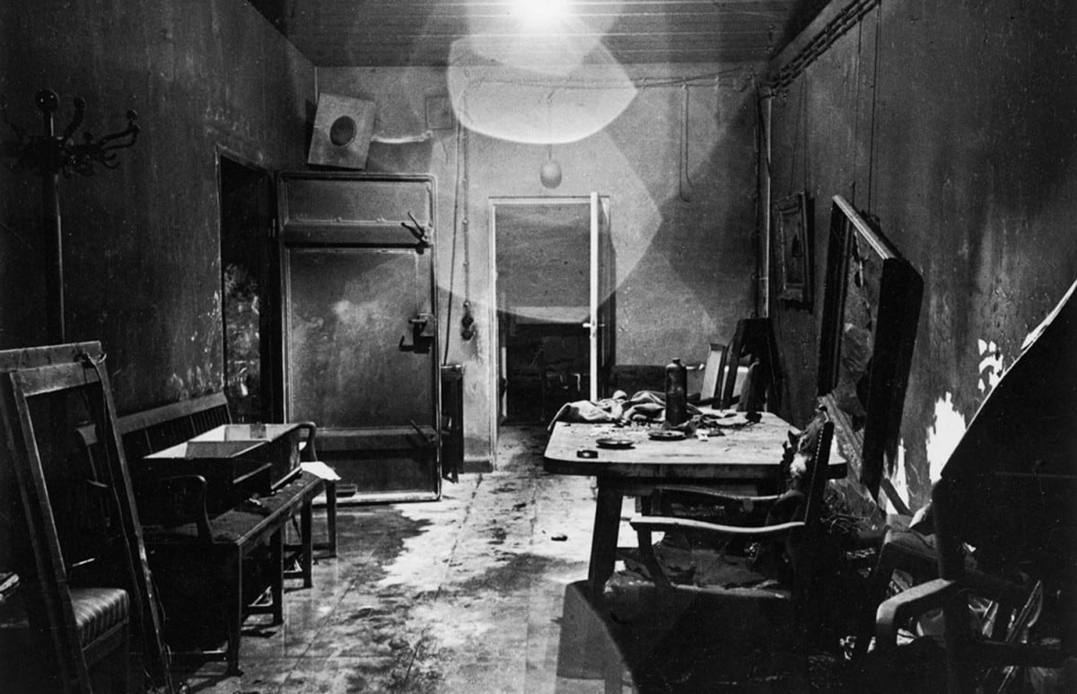 inside of Hitler's bunker (Führerbunker) in 1945