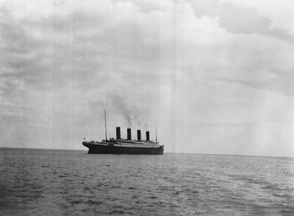 the last photo of the RMS Titanic April 1912