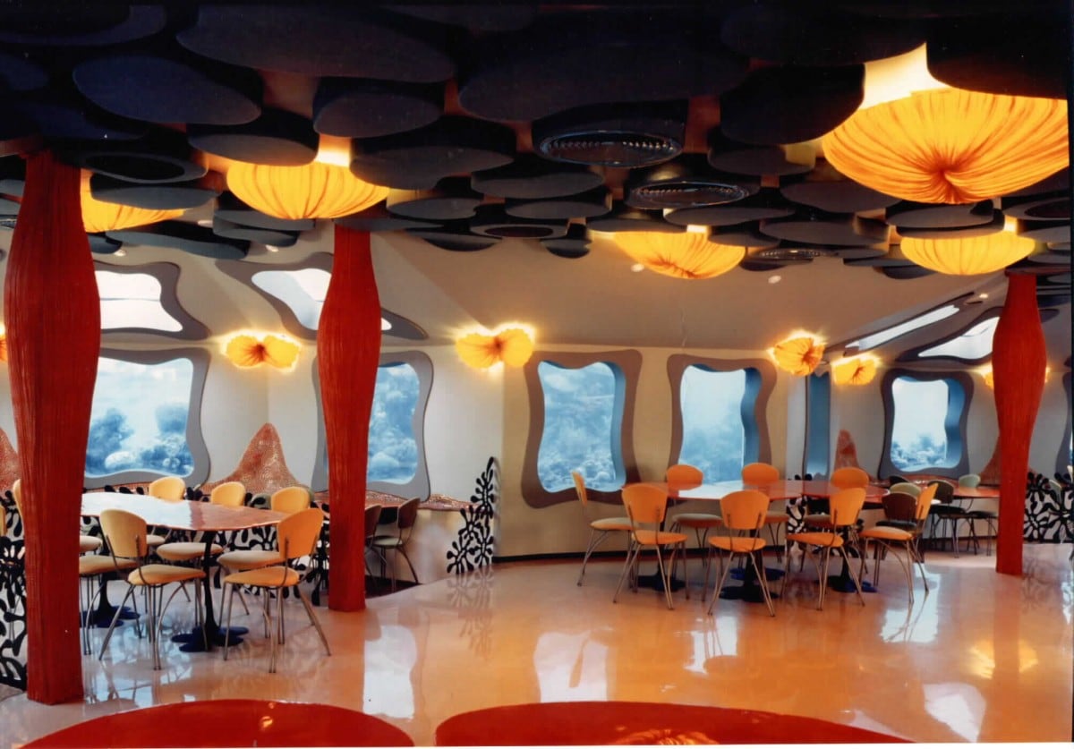 Amazing Photos Of An Underwater Restaurant In Red Sea FREEYORK