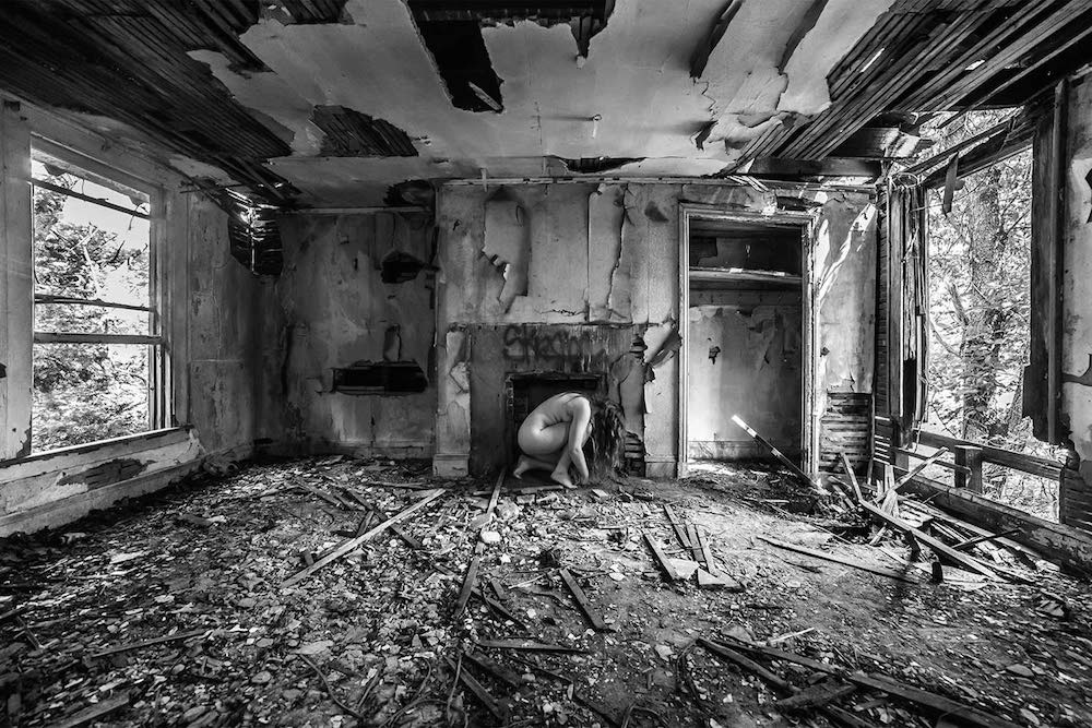 Bare Usa Photos Of Nude Women In Abandoned Buildings Across America