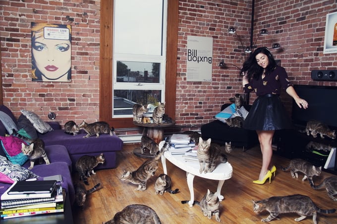 Judith with Billie the cat. (Andreanne Lupien/Caters News)