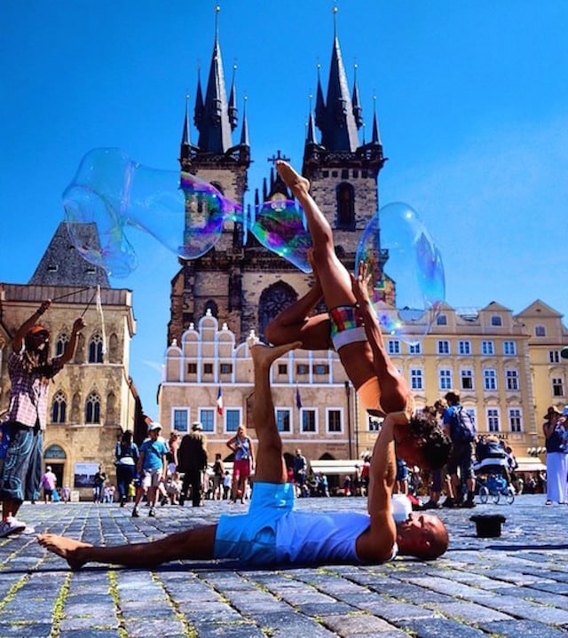 Gravity-Defying-Yoga-Poses-In-Photos_13