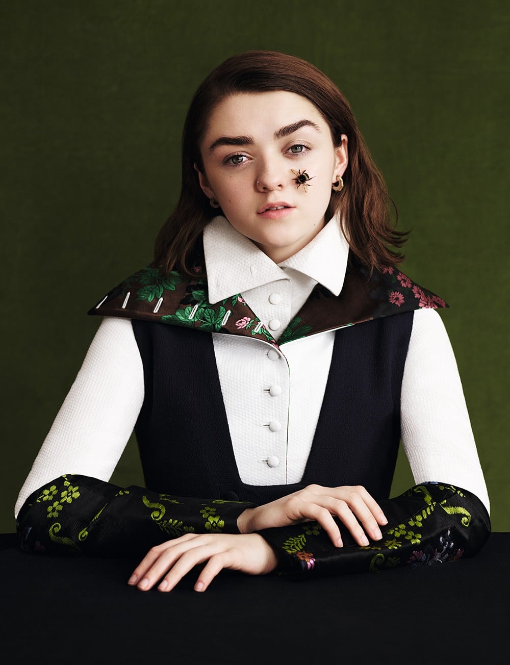 Maisie-Williams-Dazed-Confused-Magazine-2015-8