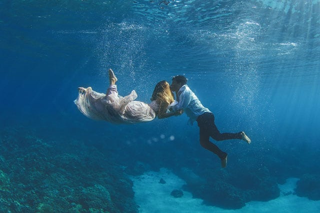The-Underwater-Wedding-Portraits_0