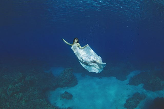 The-Underwater-Wedding-Portraits_4