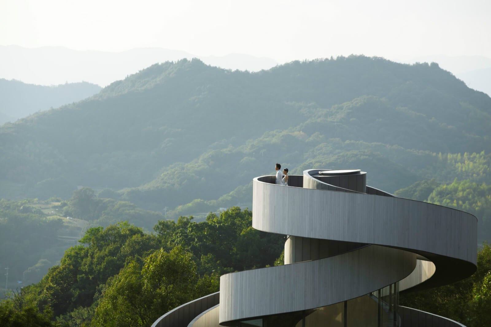 Arch2O-HiroshiNakamura-RibbonChapel-09