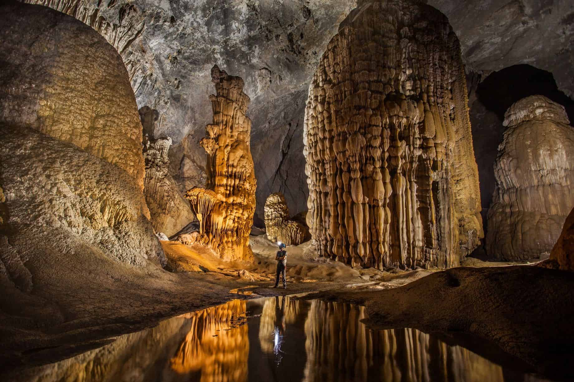 Farmer Discovered The World Strange And Amazing Cave In Vietnam FREEYORK   Caves 