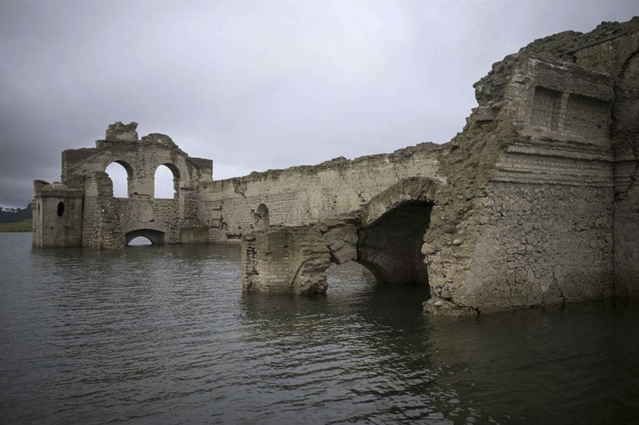 submerged-church-emergence-temple-santiago-quechula-mexico-10