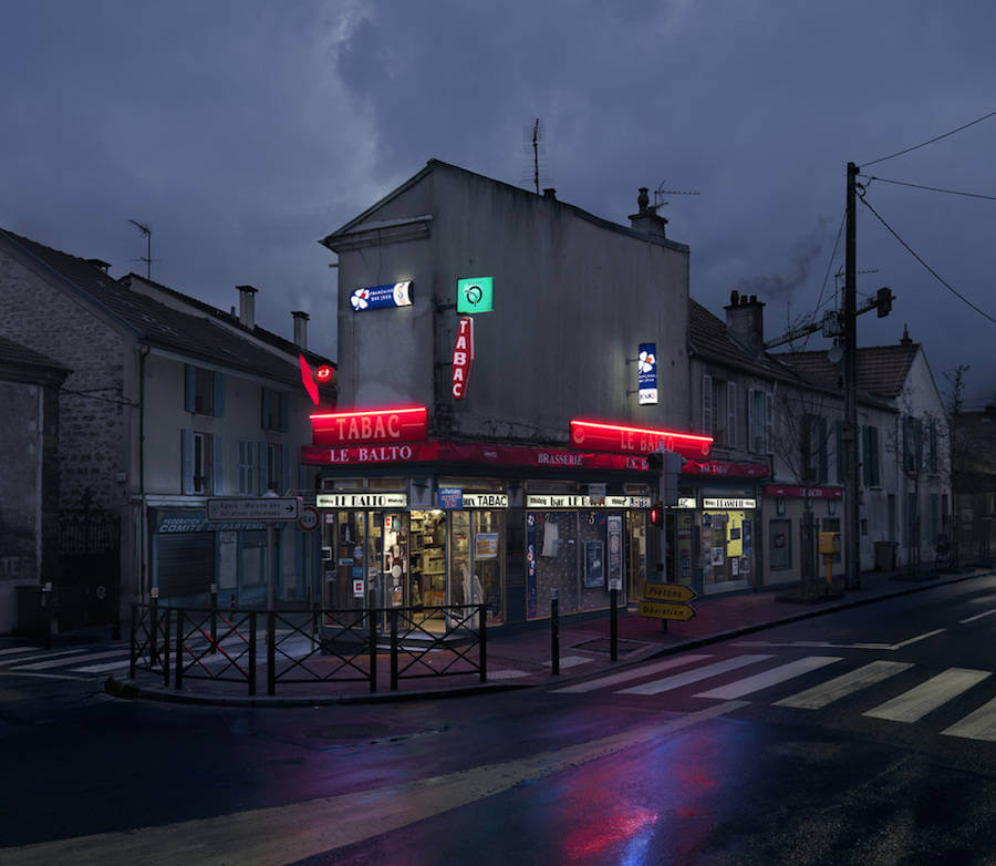 red-lights-blaise-arnold-fy-10