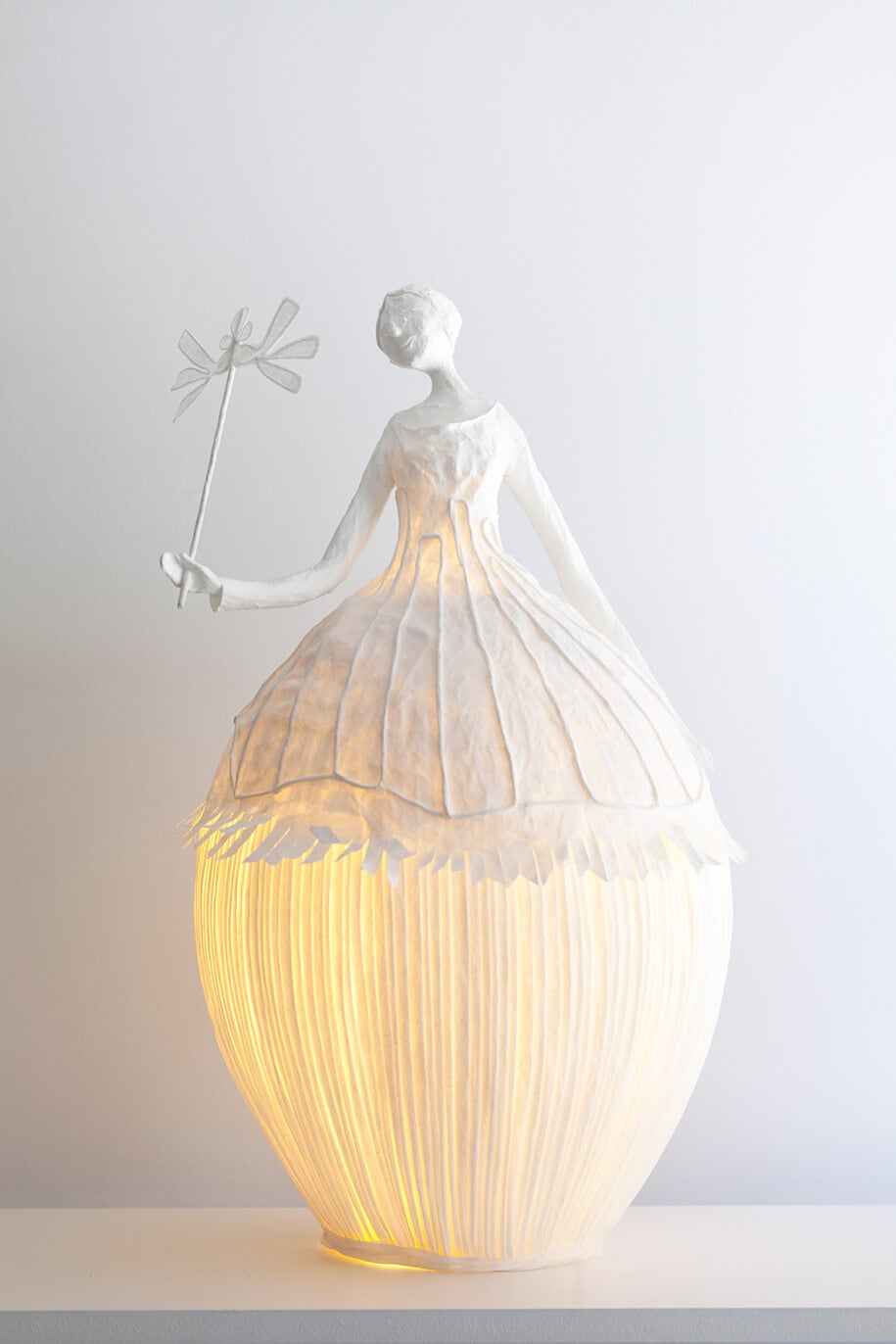 Beautiful Paper Lamp Sculptures Illuminate The Room With Style FREEYORK