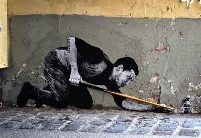 Minesweeper: Amazing New Street Art Comes to Life in the 5th District of Paris by Levalet Minesweeper: Amazing New Street Art Comes to Life in the 5th District of Paris by Levalet -