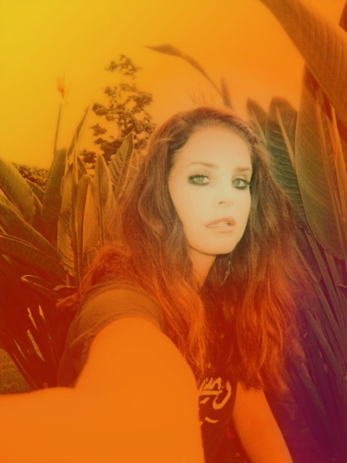 ✧・ﾟ: *✧・ﾟ:* *:・ﾟ✧* Lana was photographed by Neil Krug [April 7, 2014]