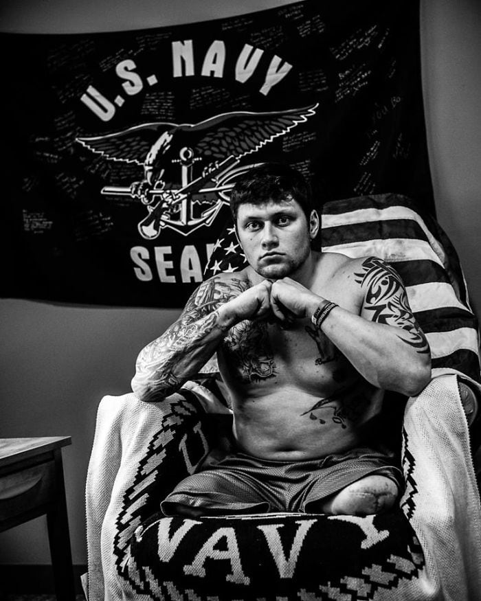 Striking Photos Of U.S. Veterans Who Survived A Decade Of War In The Middle East - Striking Photos Of U.S. Veterans Who Survived A Decade Of War In The Middle East -